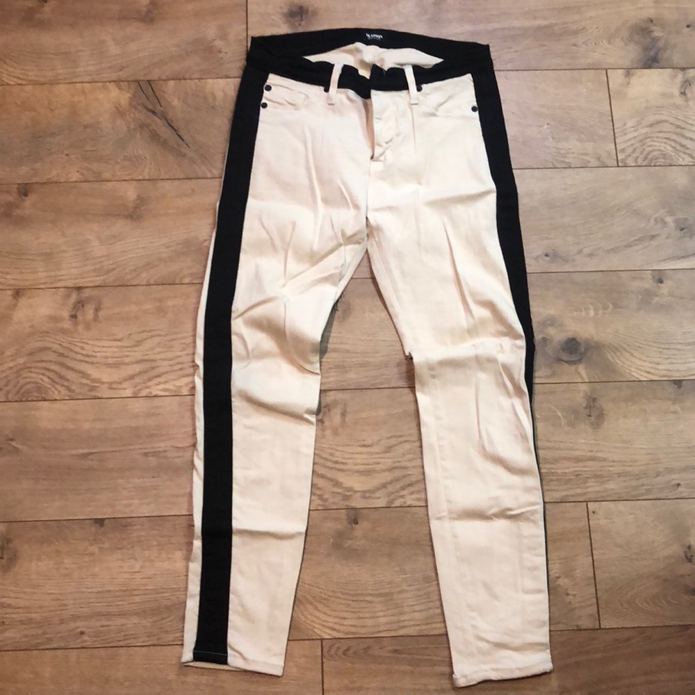 Hudson Jeans - Picture 2 of 3